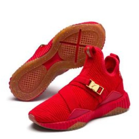 puma select defy mid varsity